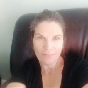 Meet your Posher, Tania